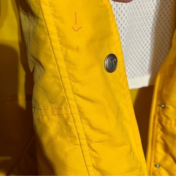 Tommy Hilfiger 90’s (Vintage) Wind Breaker Size Large - Picture 13 of 16